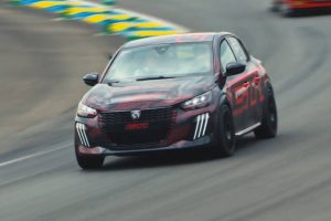 peugeot e-208 gti le mans