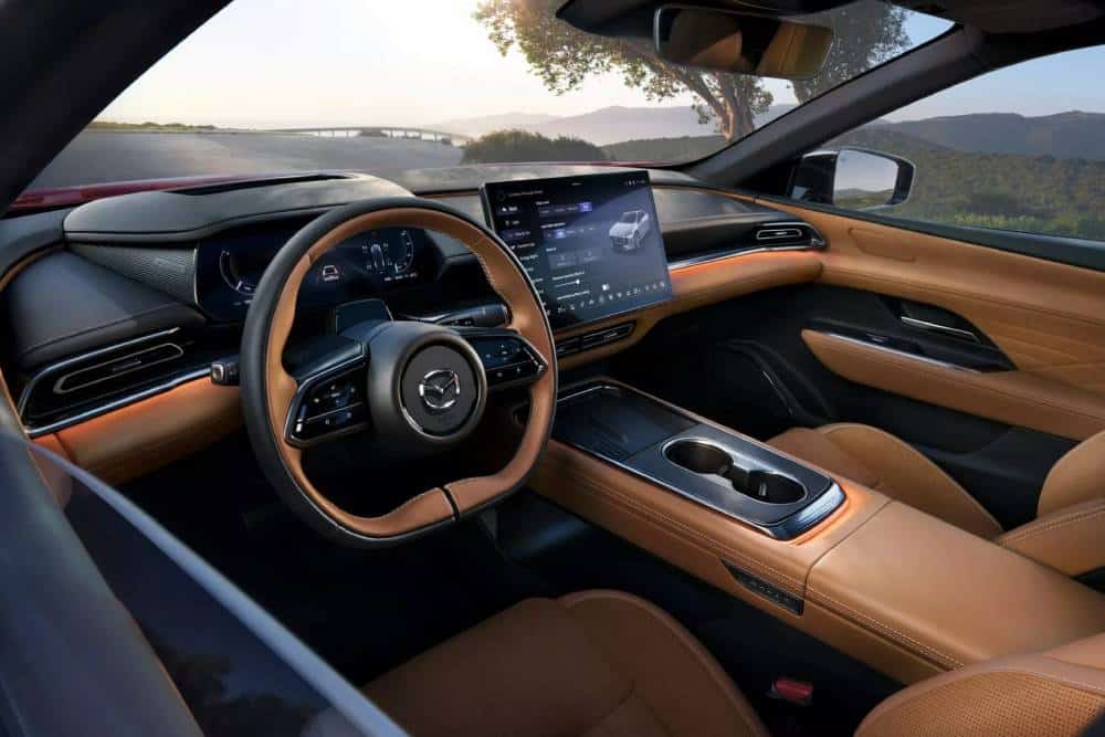 https://cdn.autogreeknews.gr/wp-content/uploads/2025/07/2025-Mazda-6e-Europe-Gallery-2-6-2048x1365-1.jpg
