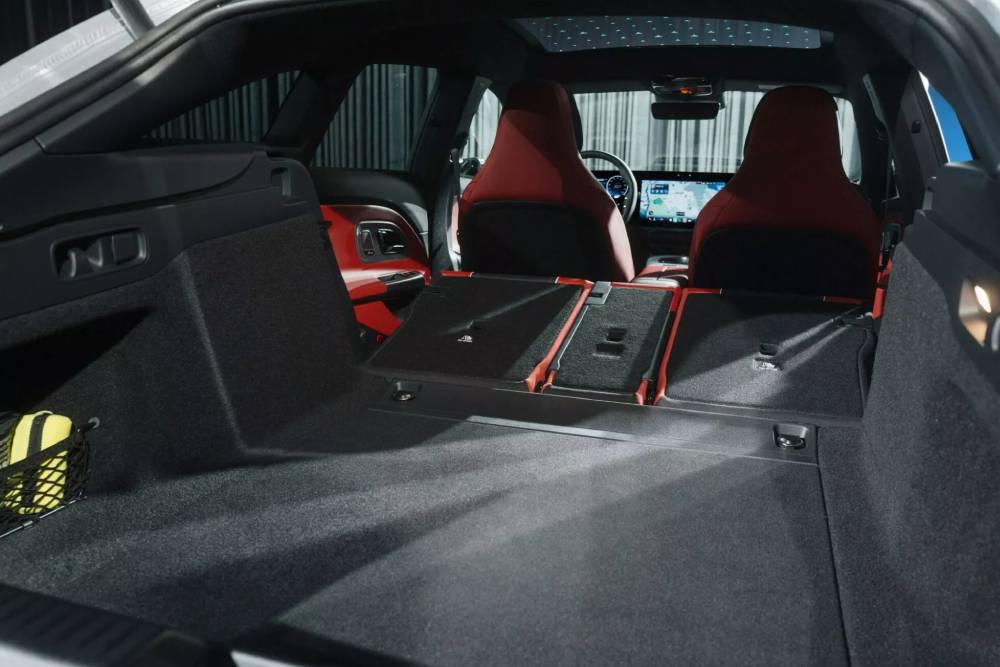 https://cdn.autogreeknews.gr/wp-content/uploads/2025/07/2026-Mercedes-Benz-CLA-Shooting-Brake-39-2048x1363-1.jpg