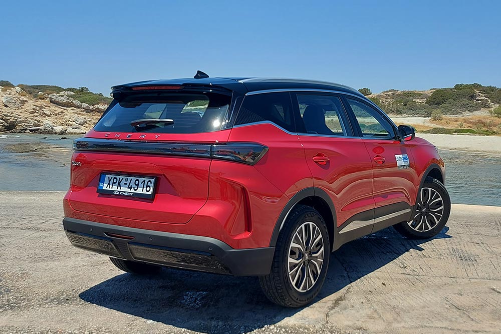 https://cdn.autogreeknews.gr/wp-content/uploads/2025/07/Chery-Tiggo-7-13.jpg