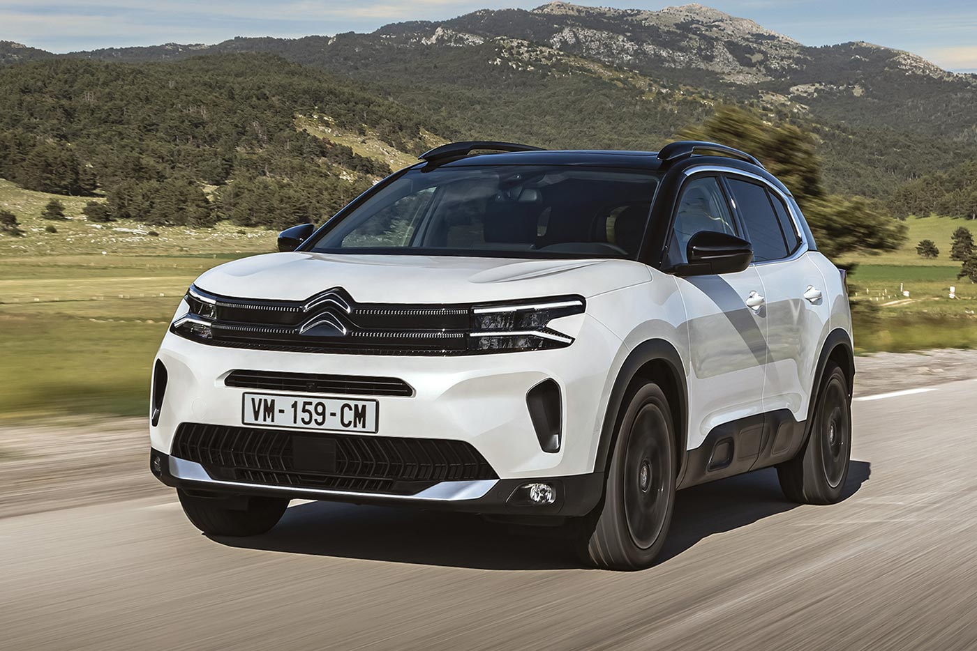 https://cdn.autogreeknews.gr/wp-content/uploads/2025/07/Citroen-C5-Aircross.jpg