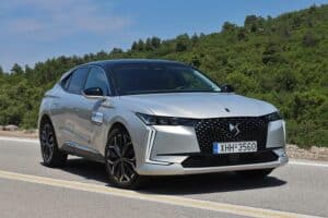 DS 4 1.2 Hybrid 145 (2)