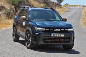 Dacia Bigster 1.2 140 (41)