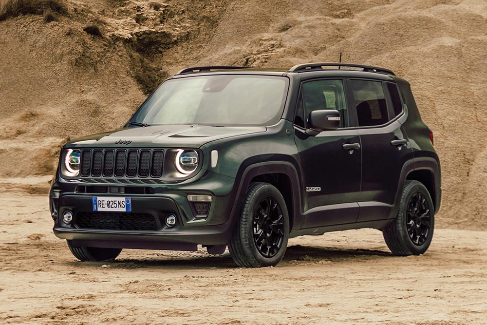 https://cdn.autogreeknews.gr/wp-content/uploads/2025/07/Jeep-Renegade-North-Star-4.jpg