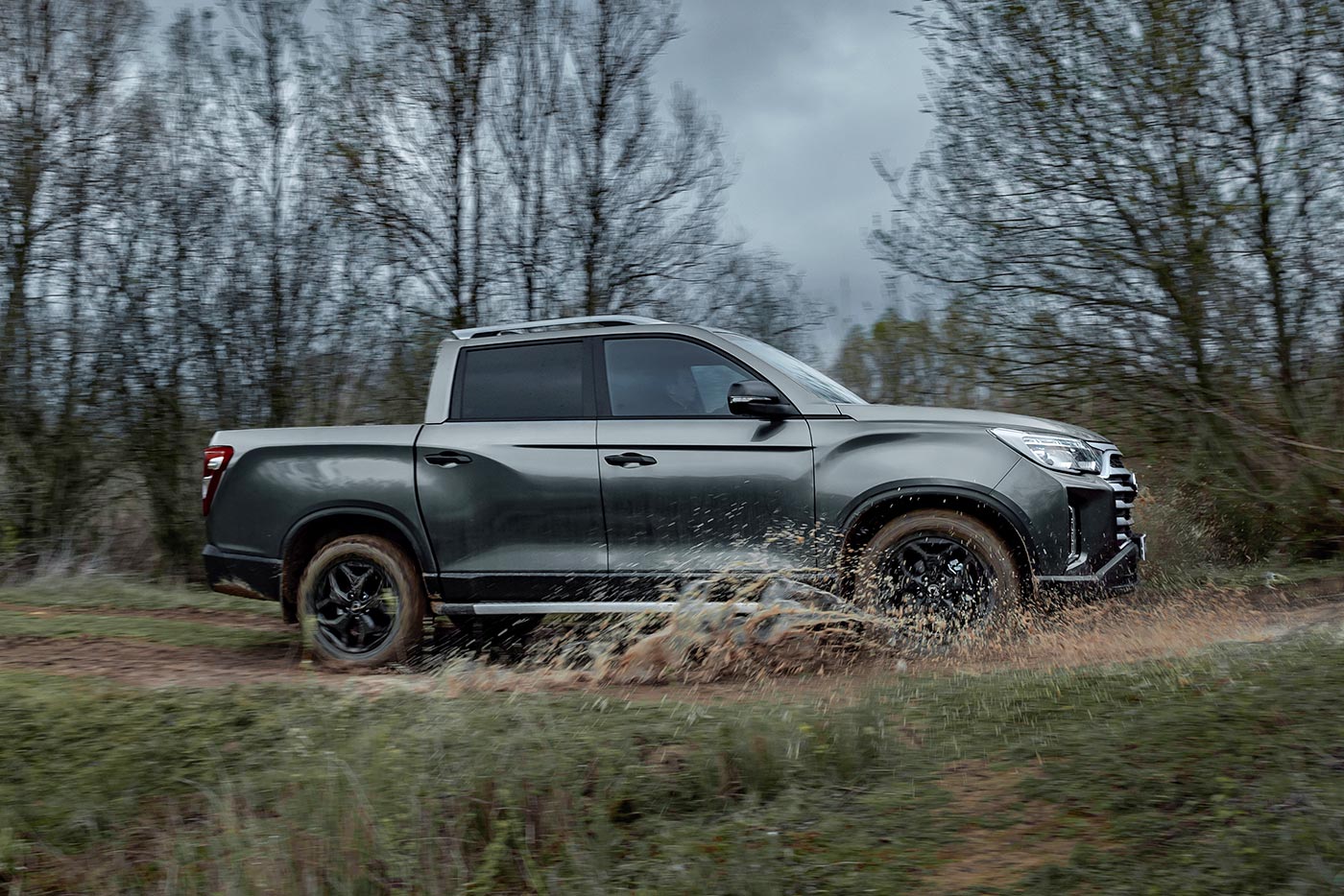 Η μάχη της καρότσας - τα 3 φθηνότερα 4x4 αγροτικά