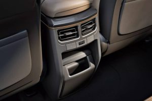 Kia-EV5-Base-Europe-00006-2048×1365