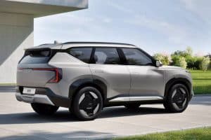 Kia-EV5-Base-Europe-00010-2048×1365