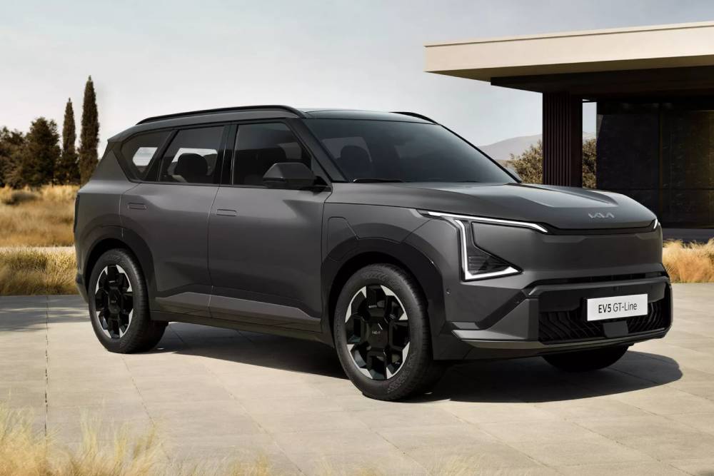 https://cdn.autogreeknews.gr/wp-content/uploads/2025/07/Kia-EV5-GT-Line-Europe-00004-2048x1365-1.jpg