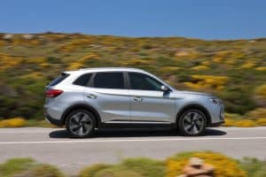 MG-ZS-Max-Hybrid+-side