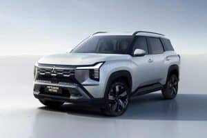 Mitsubishi-Destinator-(1)