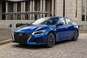 Nissan-Altima-SV
