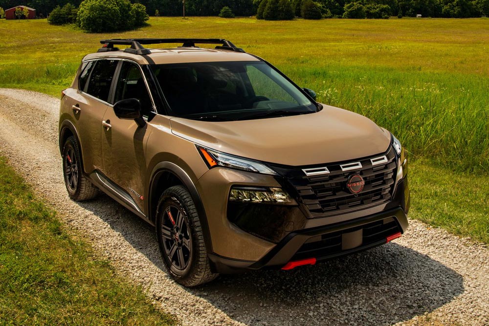 https://cdn.autogreeknews.gr/wp-content/uploads/2025/07/Nissan-Rogue-Rock-Creek-edition.jpg