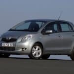 Toyota-Yaris-2005-(8)