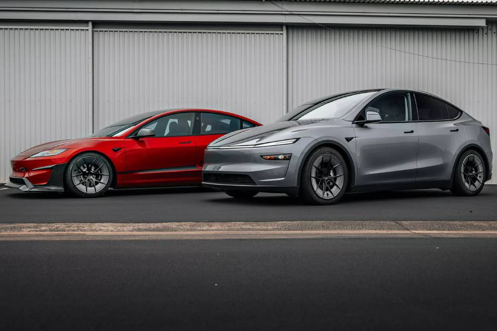 https://cdn.autogreeknews.gr/wp-content/uploads/2025/07/Unplugged-Tesla-Model-3-Y-Wheels-5.jpg