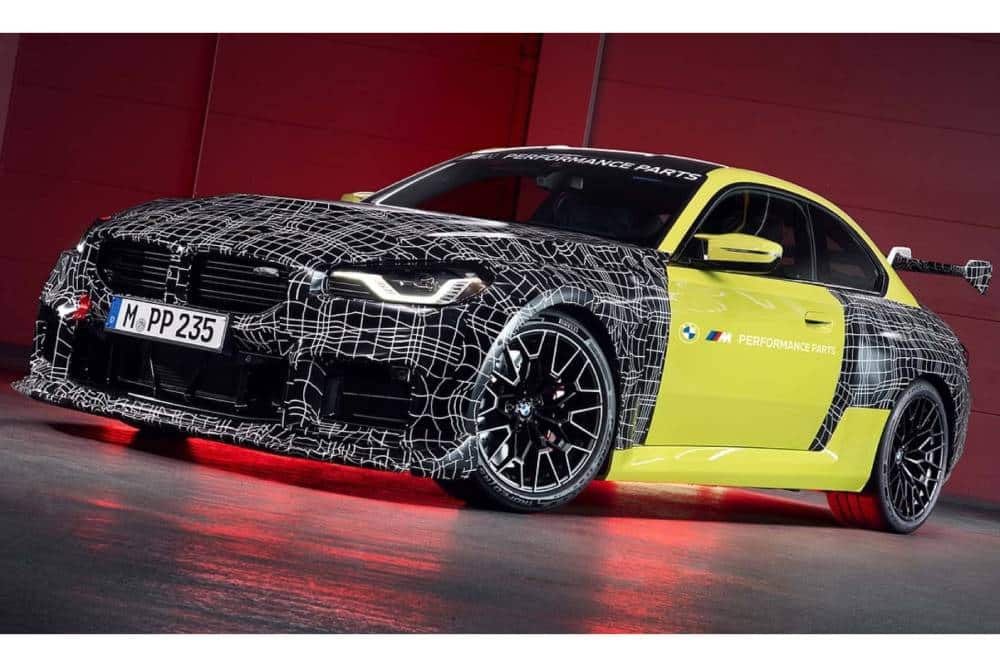 https://cdn.autogreeknews.gr/wp-content/uploads/2025/07/bmw-m2-track-package-teaser.jpg