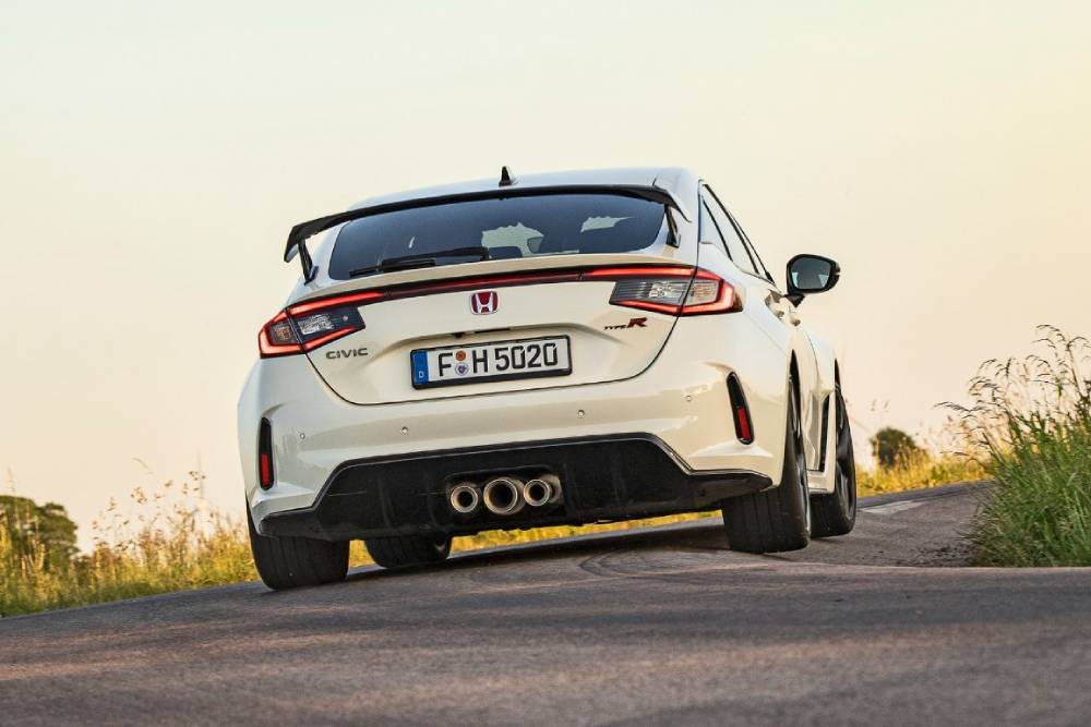 Τάπα το Civic Type R στην autobahn (+video)