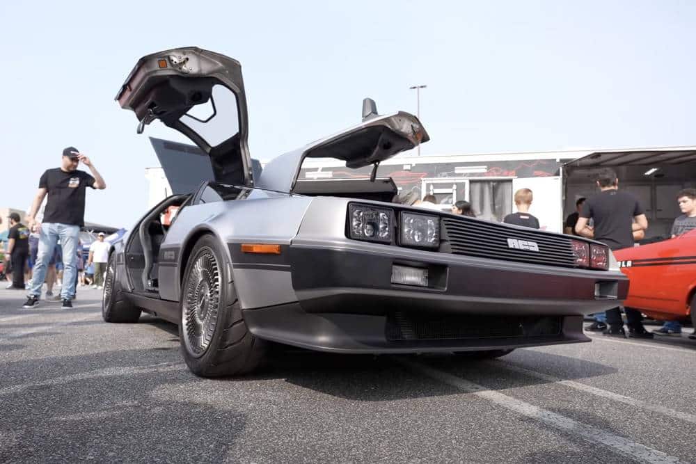 https://cdn.autogreeknews.gr/wp-content/uploads/2025/07/the-delorean-dmc-12-finally-gets-the-engine-it-des.jpg