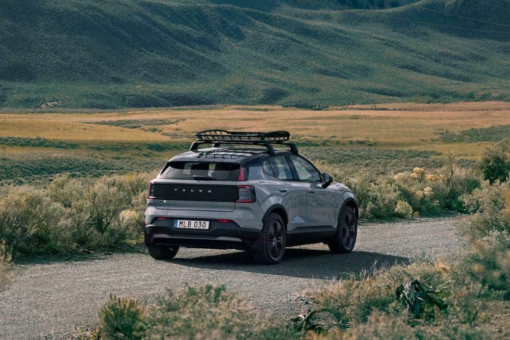https://cdn.autogreeknews.gr/wp-content/uploads/2025/07/volvo-ex30-cross-country-04.jpg