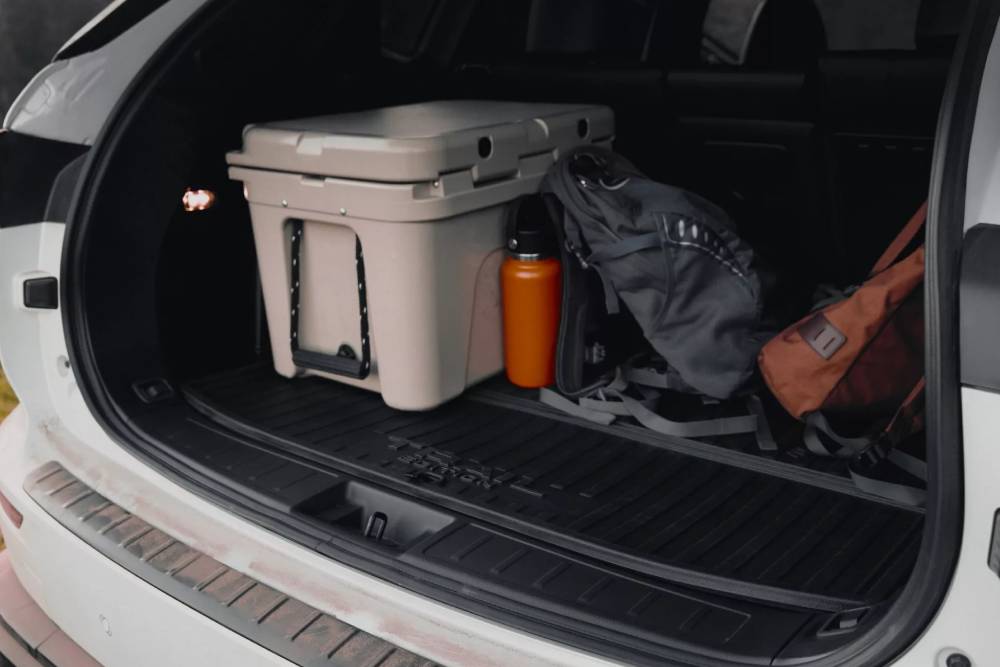 https://cdn.autogreeknews.gr/wp-content/uploads/2025/08/2025-Mitsubishi-Outlander-Trail-Edition-17-2048x13-1.jpg