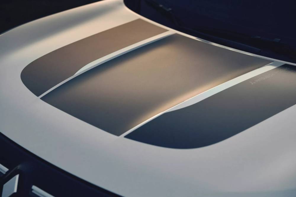 https://cdn.autogreeknews.gr/wp-content/uploads/2025/08/2025-Mitsubishi-Outlander-Trail-Edition-7-2048x136-1.jpg
