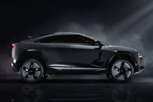 25_08_ESUVS_12377971_MK_BE_6_BATMBILE_IMAGES_ADAPT