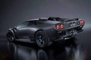 Eccentrica-V12-Pacchetto-Titano-2-2048×1152