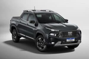 Σκάβει το νέο pickup Fiat Toro με ντίζελ 200 ίππων