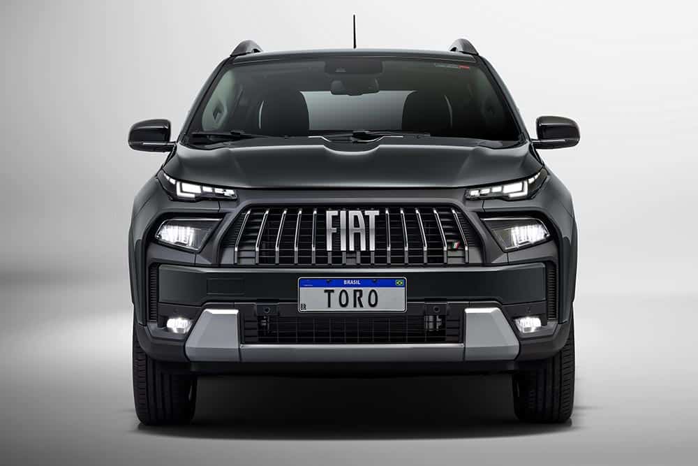 https://cdn.autogreeknews.gr/wp-content/uploads/2025/08/Fiat_Toro_MY26-4.jpg