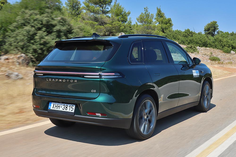 https://cdn.autogreeknews.gr/wp-content/uploads/2025/08/Leapmotor-C10-2.jpg