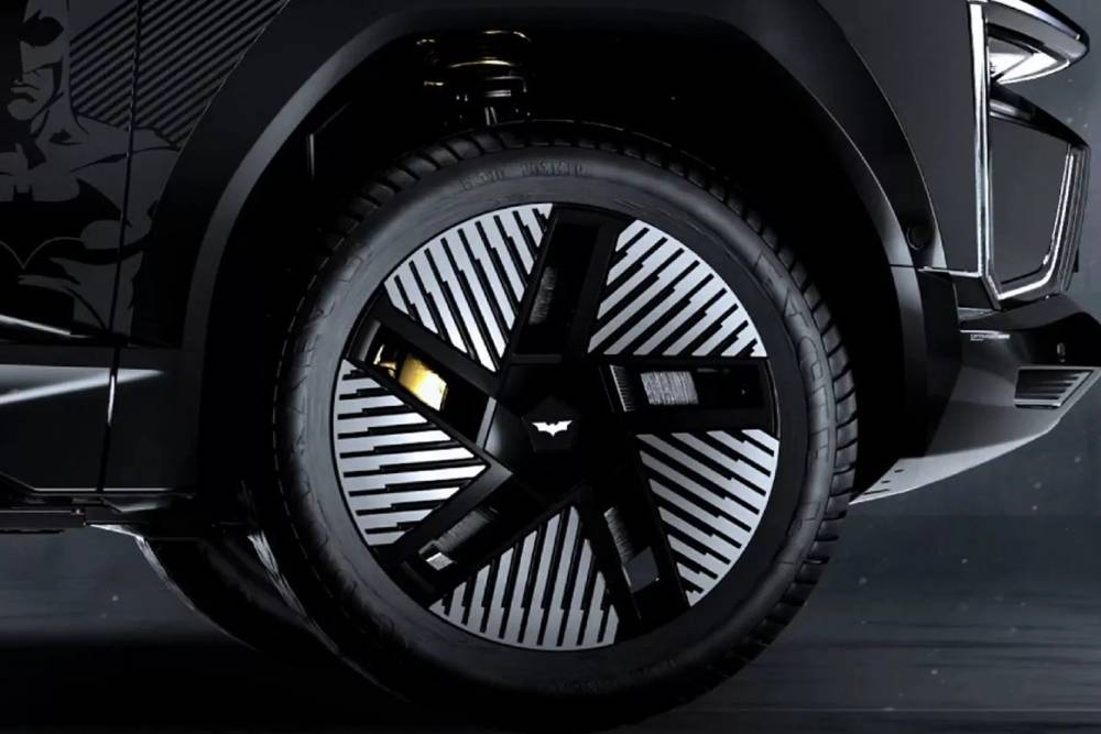 https://cdn.autogreeknews.gr/wp-content/uploads/2025/08/Mahindra-BE-6-Batman-Edition-5-2048x1254-1.jpg