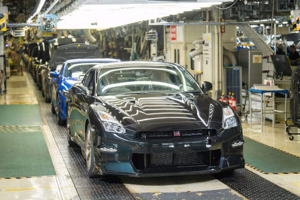 https://cdn.autogreeknews.gr/wp-content/uploads/2025/08/Nissan-GT-R-R35-Tochigi-3-2048x1366-1.jpg