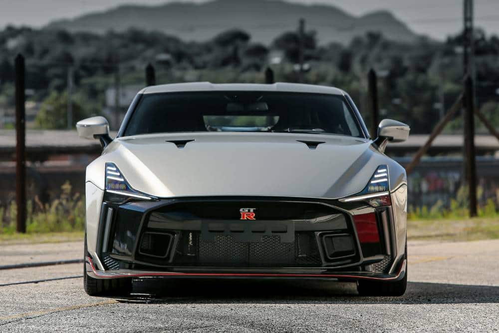 https://cdn.autogreeknews.gr/wp-content/uploads/2025/08/Nissan-GT-R50-00002.jpg