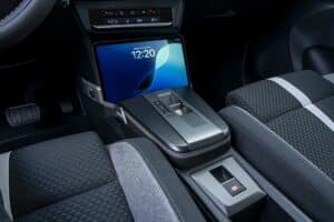 Opel Frontera 1.2 Hybrid 145 (12)