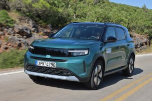 Opel Frontera 1.2 Hybrid 145 (2)