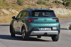 Opel Frontera 1.2 Hybrid 145 (34)