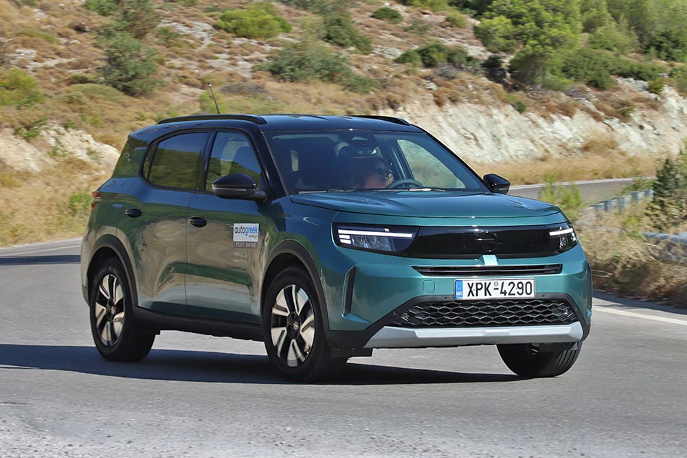 https://cdn.autogreeknews.gr/wp-content/uploads/2025/08/Opel-Frontera-1.2-Hybrid-145-35.jpg