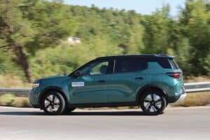 Opel Frontera 1.2 Hybrid 145 (39)