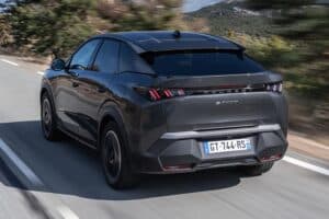 PEUGEOT-E-3008-ALLURE-Titan-Grau-(1)