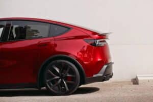 Tesla-Model-Y-Performance-13-2048×1152