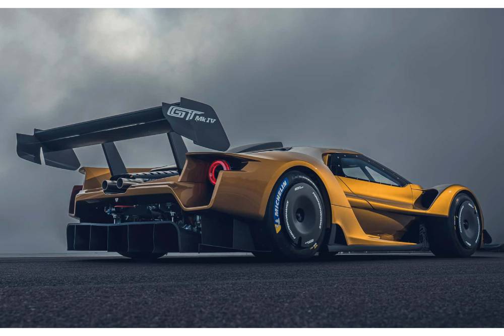https://cdn.autogreeknews.gr/wp-content/uploads/2025/08/ford-gt-mk-iv-final-production-run-2.jpg