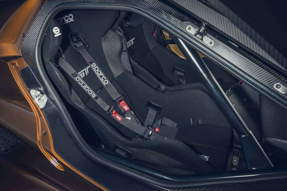 https://cdn.autogreeknews.gr/wp-content/uploads/2025/08/ford-gt-mk-iv-final-production-run-4.jpg