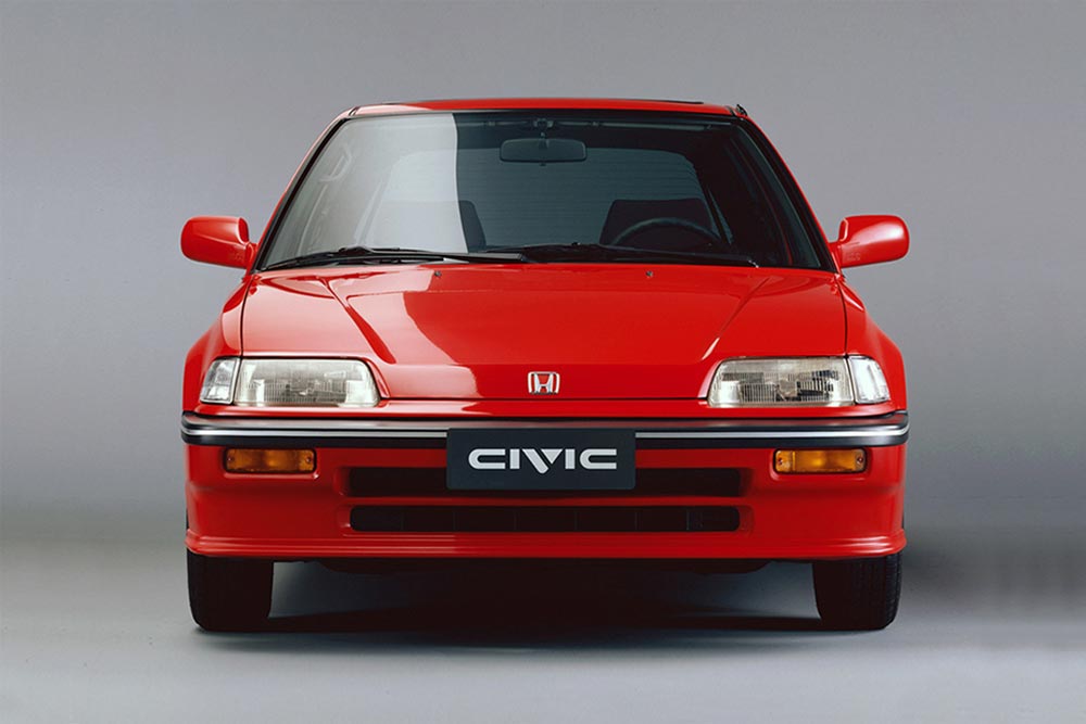 https://cdn.autogreeknews.gr/wp-content/uploads/2025/08/honda_civic_1988-1.jpg