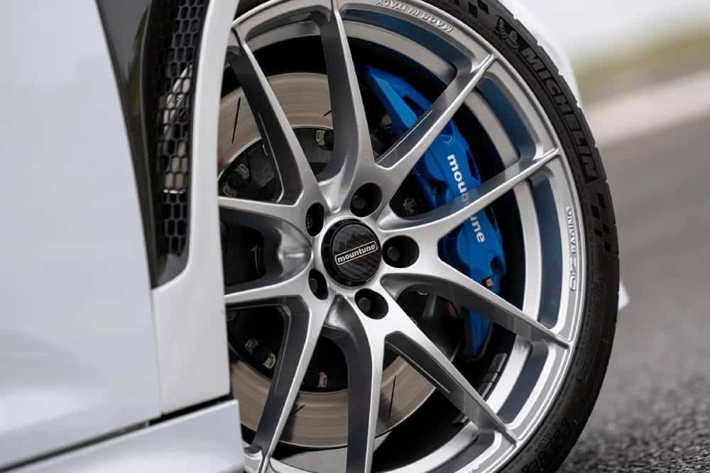 https://cdn.autogreeknews.gr/wp-content/uploads/2025/08/mountune-ford-focus-rs-05.jpg