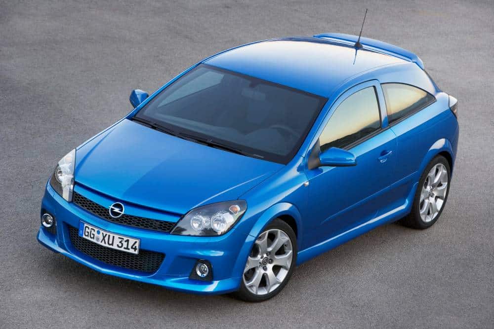 https://cdn.autogreeknews.gr/wp-content/uploads/2025/08/opel_astra_opc_66.jpg