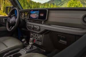 2024-jeep-gladiator-mojave-x (5)