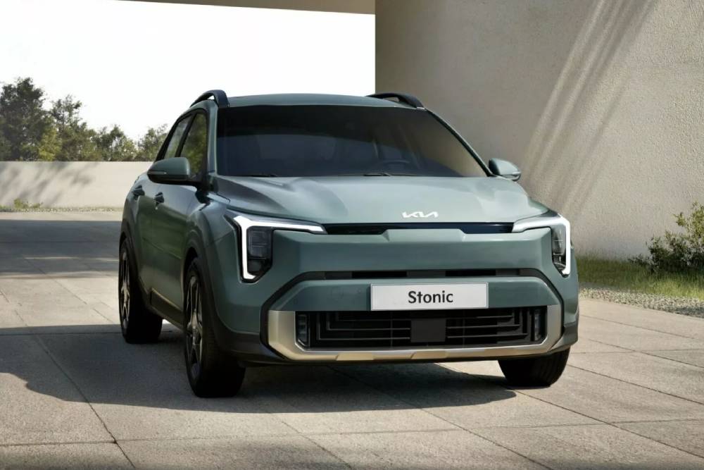 https://cdn.autogreeknews.gr/wp-content/uploads/2025/09/2025-Kia-Stonic-2-2048x1152-1.jpg