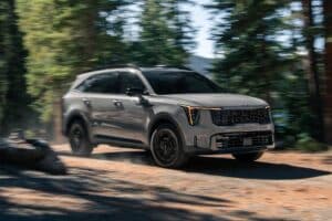 2026-kia-sorento-rolls-out-with-more-standard-equi