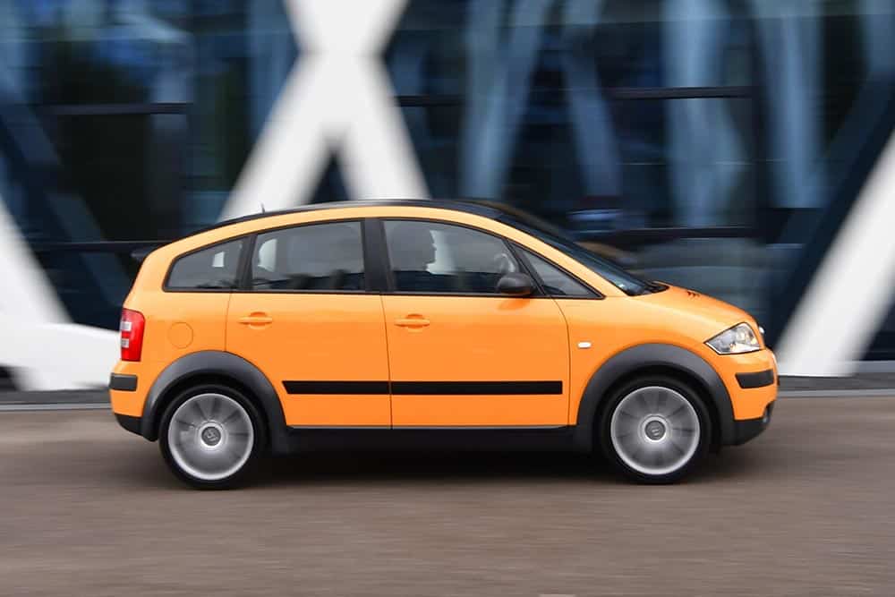 https://cdn.autogreeknews.gr/wp-content/uploads/2025/09/Audi-A2-25-Years-7.jpg