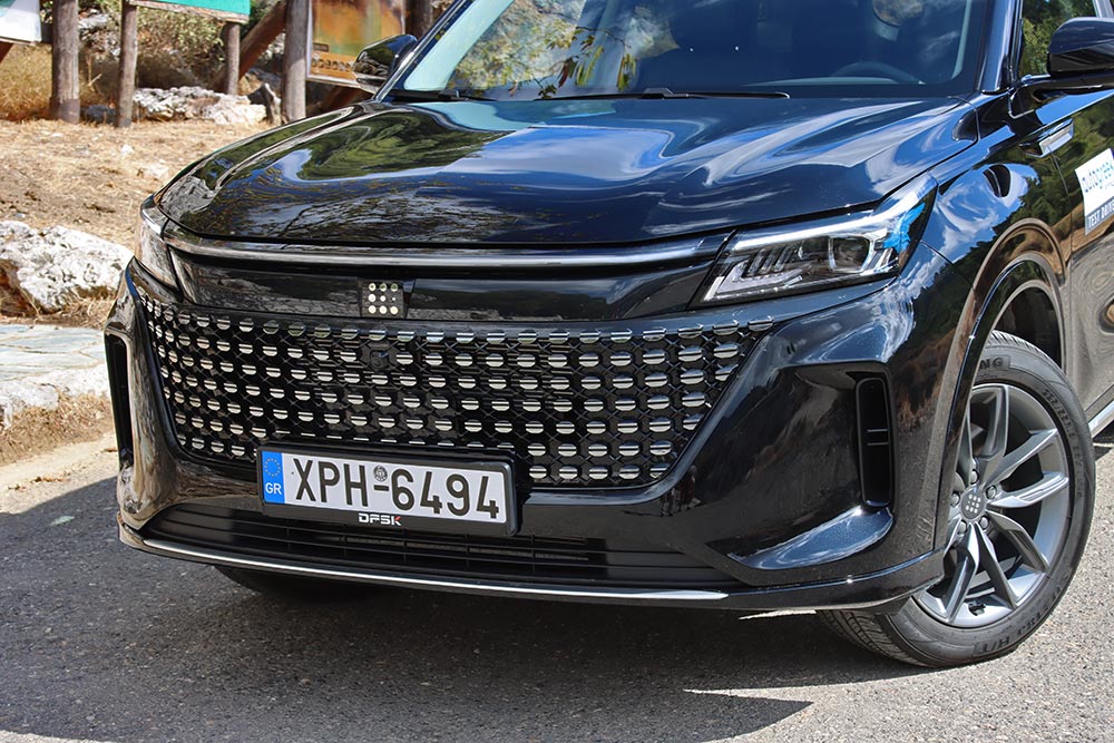 https://cdn.autogreeknews.gr/wp-content/uploads/2025/09/DFSK-E5-28.jpg