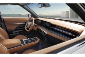 KGM Torres Hybrid (8)